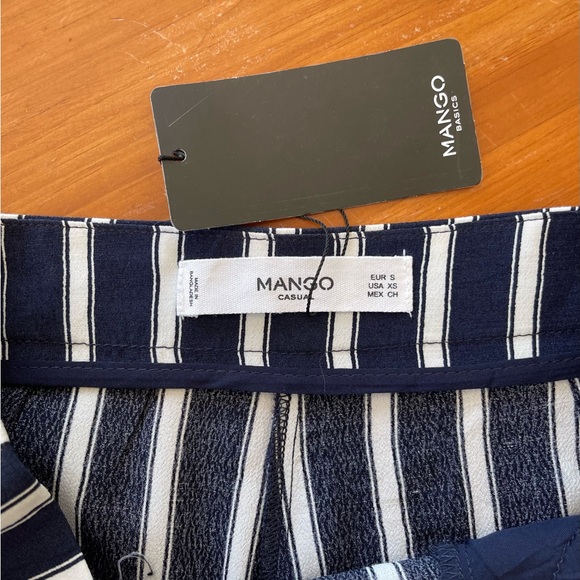 Mango Pants - NWT - super cute Mango shorts❣️